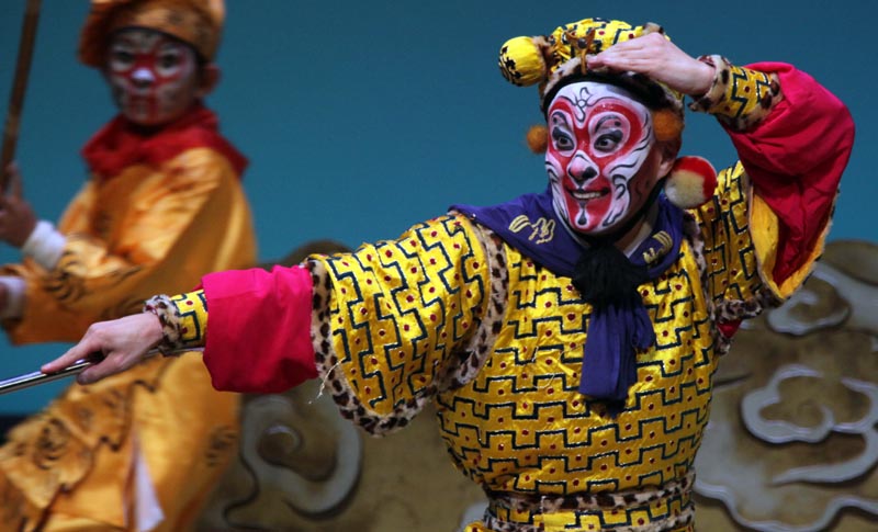 京劇　孫悟空　天界で大暴れ（孫悟空：石山雄太/写真：井田裕明） 