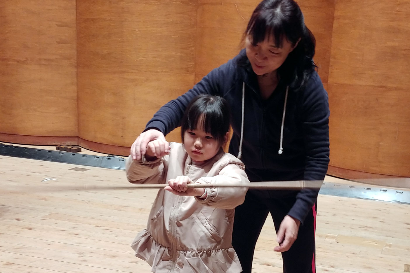 京劇ワークショップ１日目 棒回し