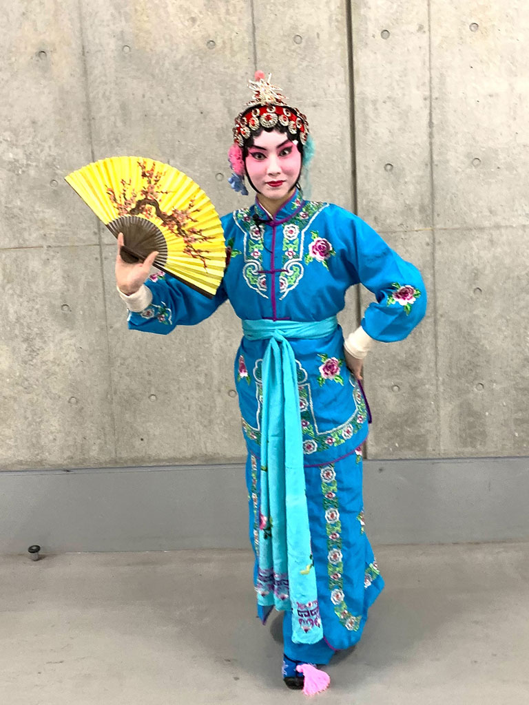 京劇　三岔口（劉妻：納田梨央[研修生]）