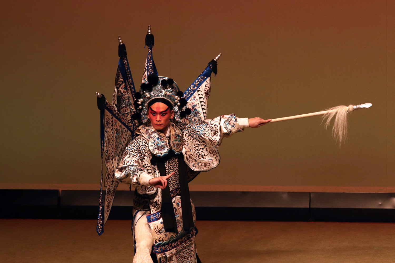 京劇　戦馬超（馬超：南部快斗[隕石のかけら]）　写真：井田裕明