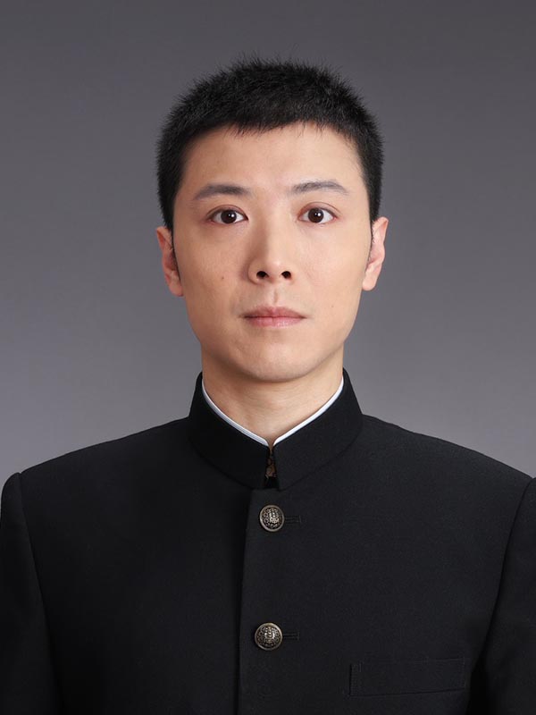 張寅